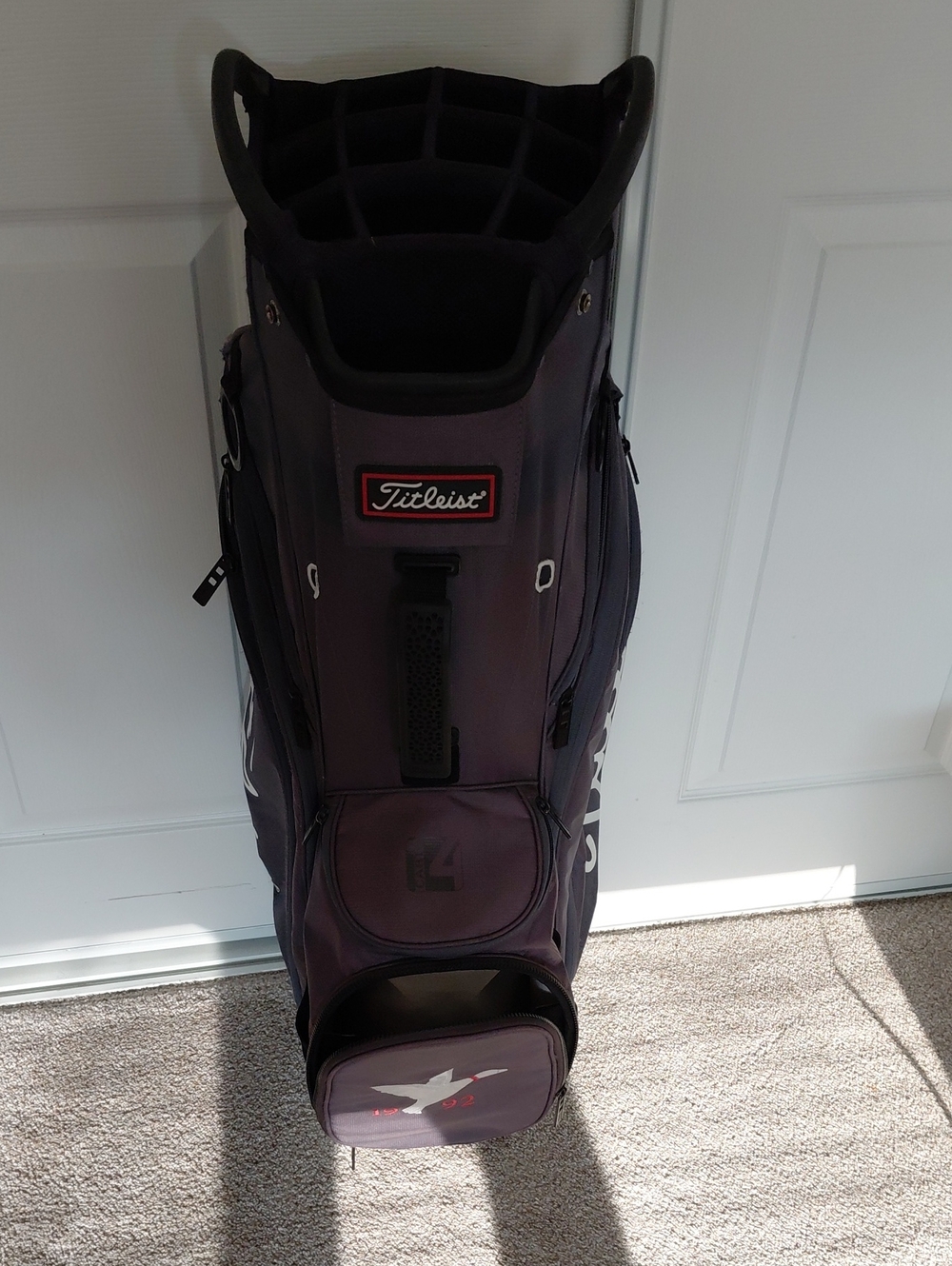 Titleist Men's Purple Golf Stand Bag with Multiple Pockets